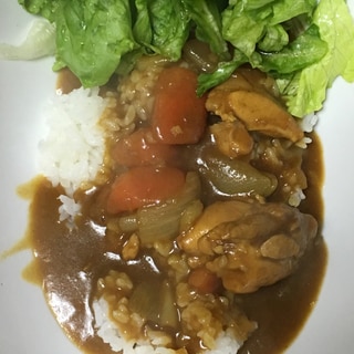 にんじん、鶏もも唐揚げ用、にんにくのカレー